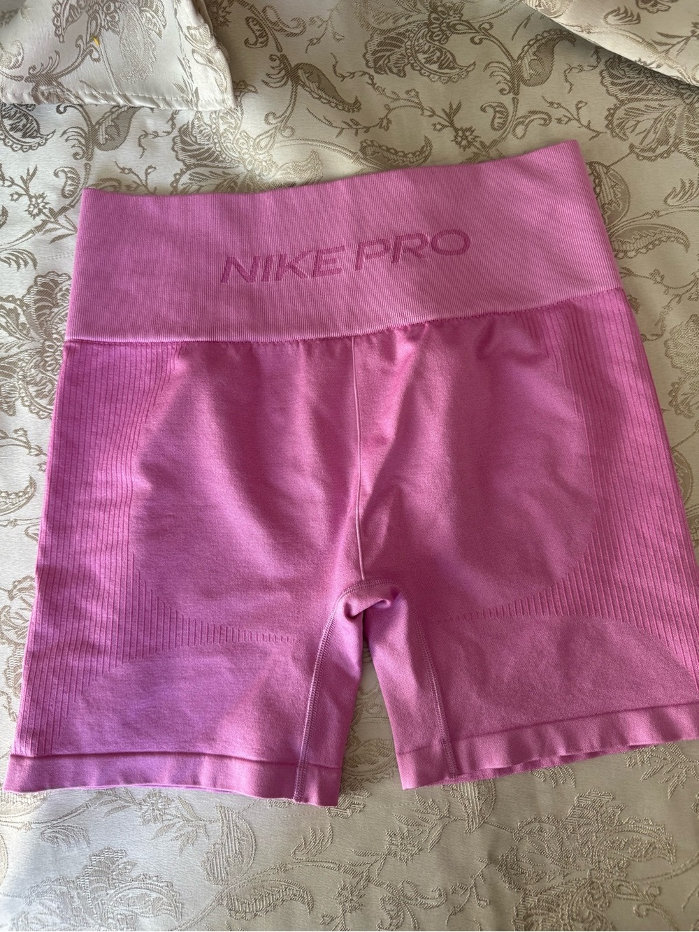Nike Pro High-Waist Pink Women’s Biker Shorts